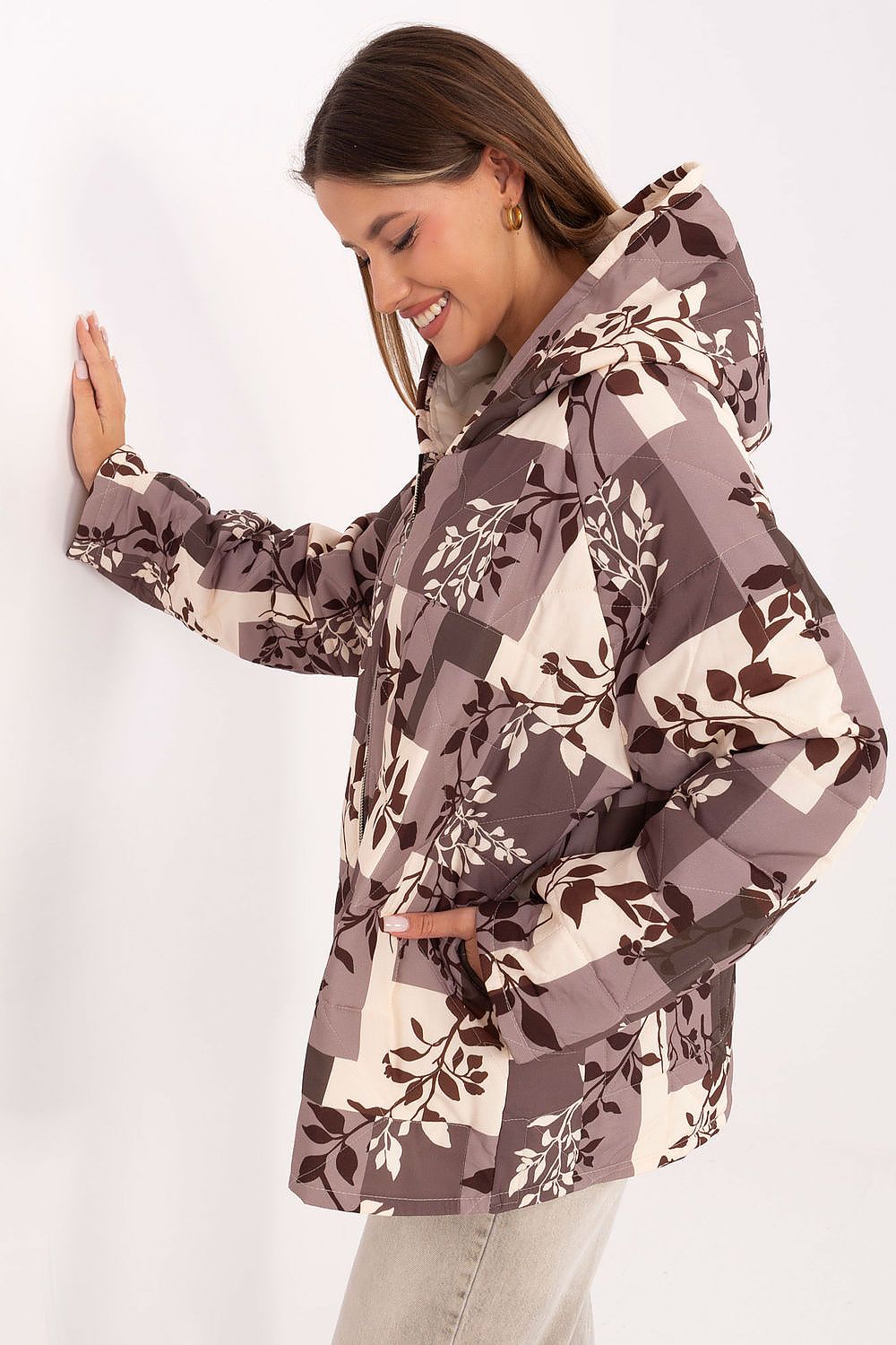 Close-up view of Italy Moda women's quilted jacket highlighting the quality fabric blend and intricate design details, ideal for casual wear.