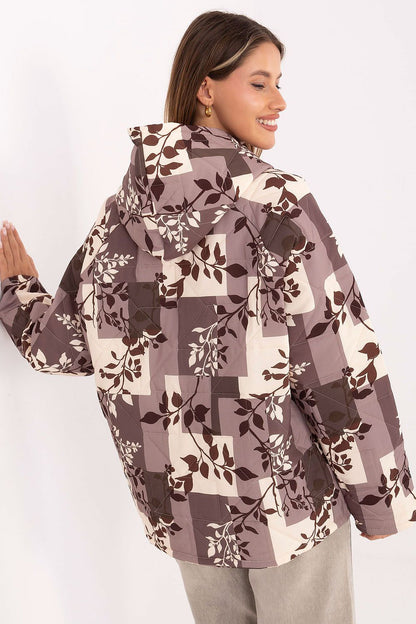 Italy Moda EU size 0 women's quilted jacket elegantly posed, exemplifying comfort and style for autumn, winter, and spring.