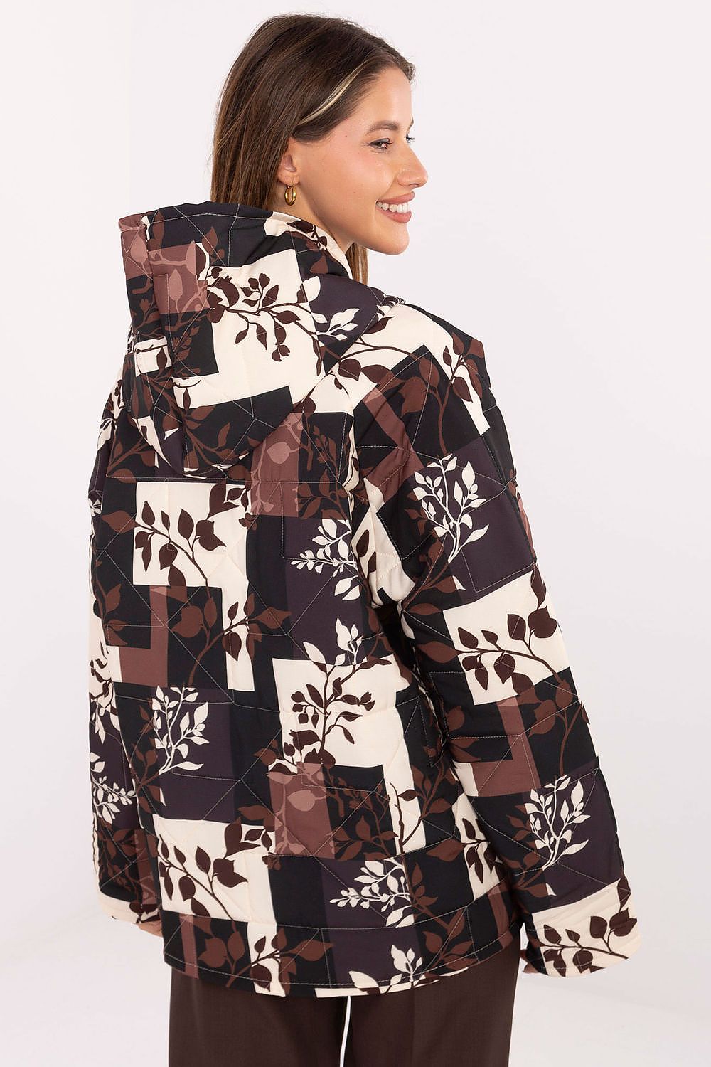 Elegant Italy Moda Women's Quilted Jacket featuring a chic colourful print, ideal for casual styling during autumn and spring.