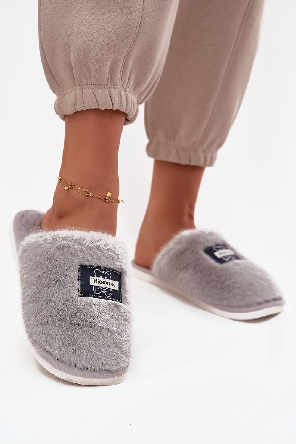 Luxurious fur slippers for women by Step in Style, featuring a teddy bear motif, designed for warmth and comfort in sizes EU 36/37 to EU 40/41.