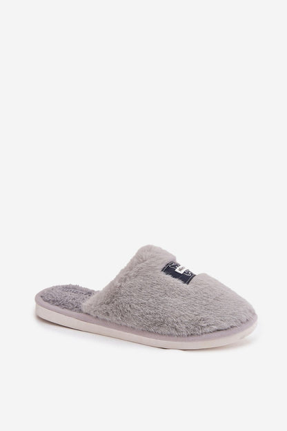 Luxurious women’s fur slippers by Step in style featuring a teddy bear motif, designed for warmth and comfort, perfect for cozy moments.