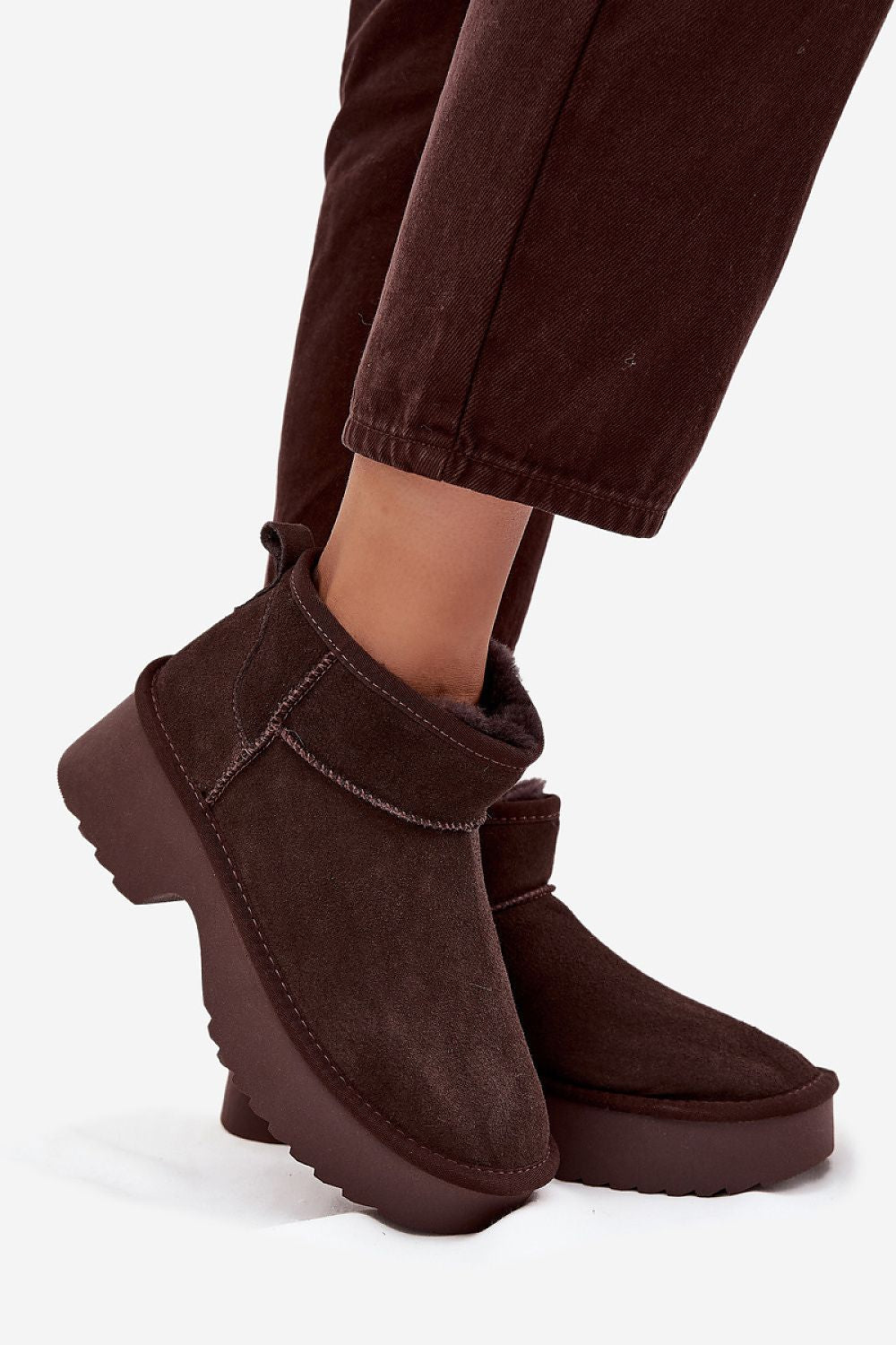 Luxury women's suede snow boots with fur lining from Step in Style, featuring a fashionable design, 4cm platform height, perfect for winter comfort.