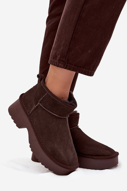 Luxury women's suede snow boots with fur lining from Step in Style, featuring a fashionable design, 4cm platform height, perfect for winter comfort.