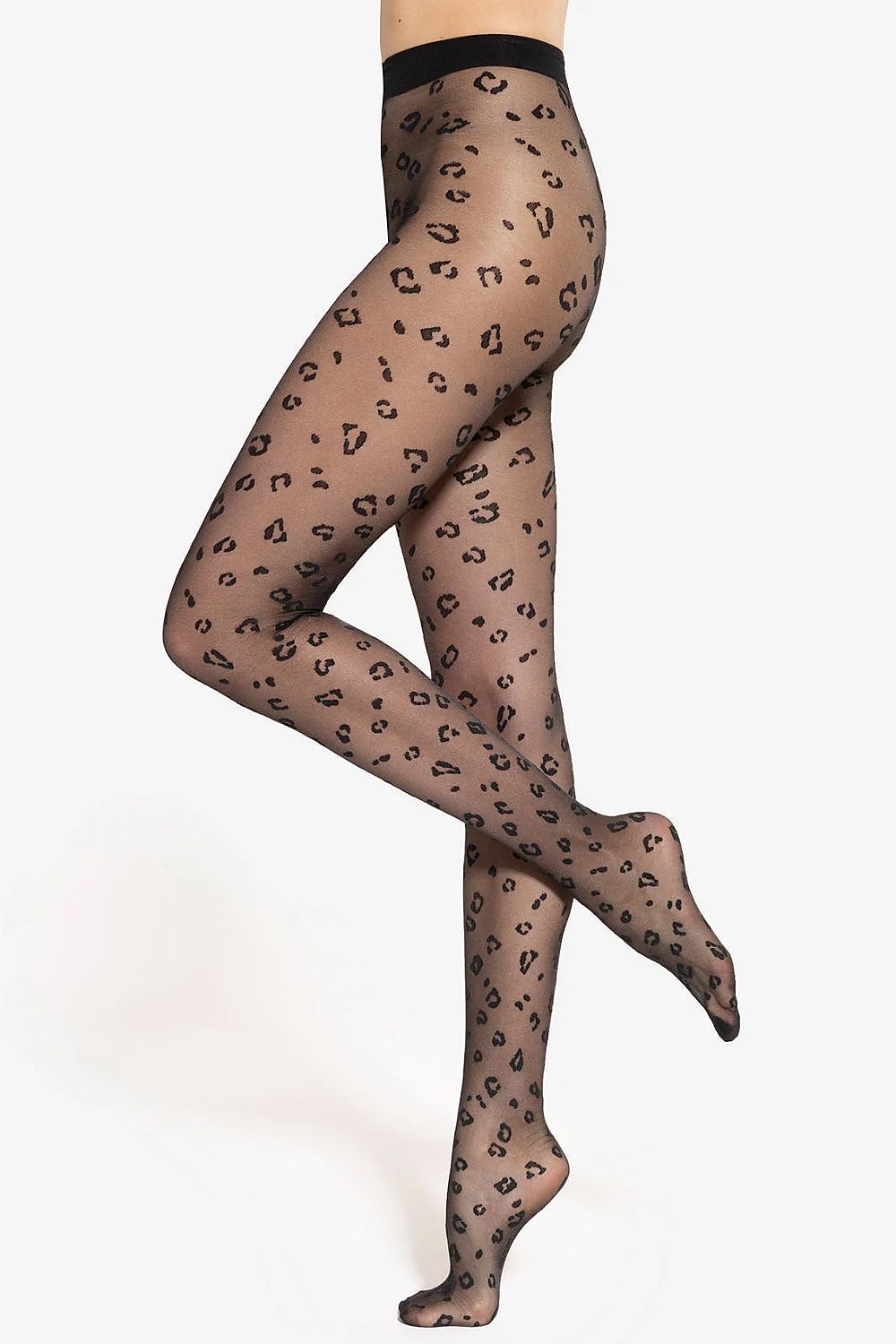 Close-up of Gatta animal pattern tights showcasing the high-quality 20 DEN fabric, designed for women seeking unique style and all-day comfort.