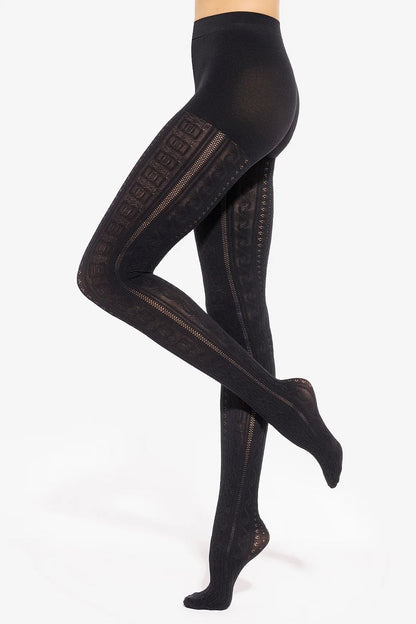 Close-up of Gatta Fabiane 07 black tights showcasing the intricate braided pattern, perfect for adding a touch of luxury to any ensemble.