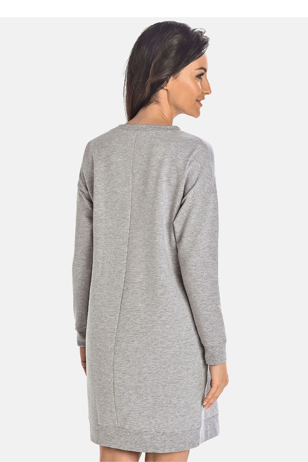 Close-up of Teyli's sophisticated grey cotton daydress featuring a semi-circular neckline and inserted pockets, perfect for stylish comfort.