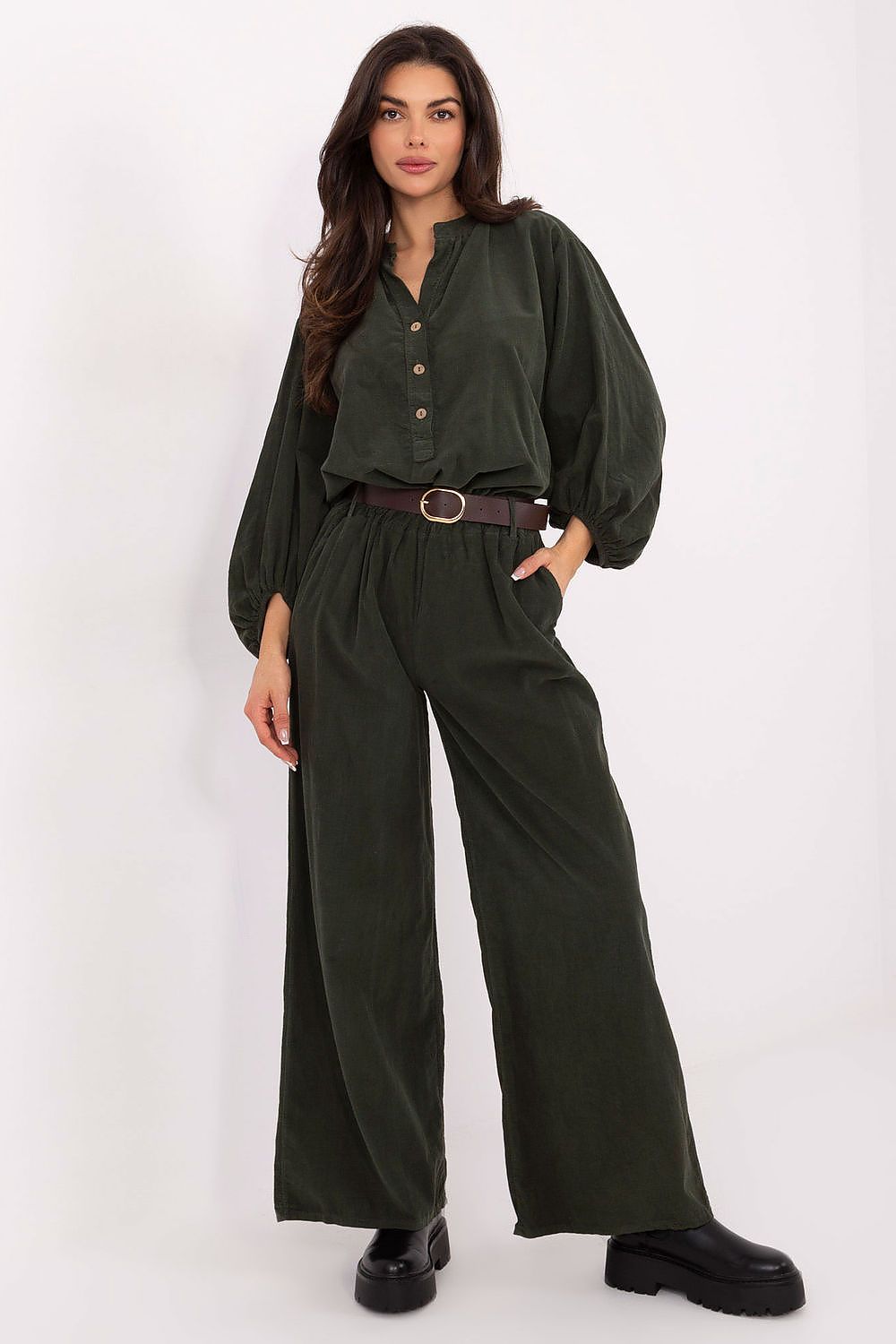 Luxurious high waist corduroy trousers for women by Italy Moda, featuring a modern wide leg design and perfect fit with an elastic waist.