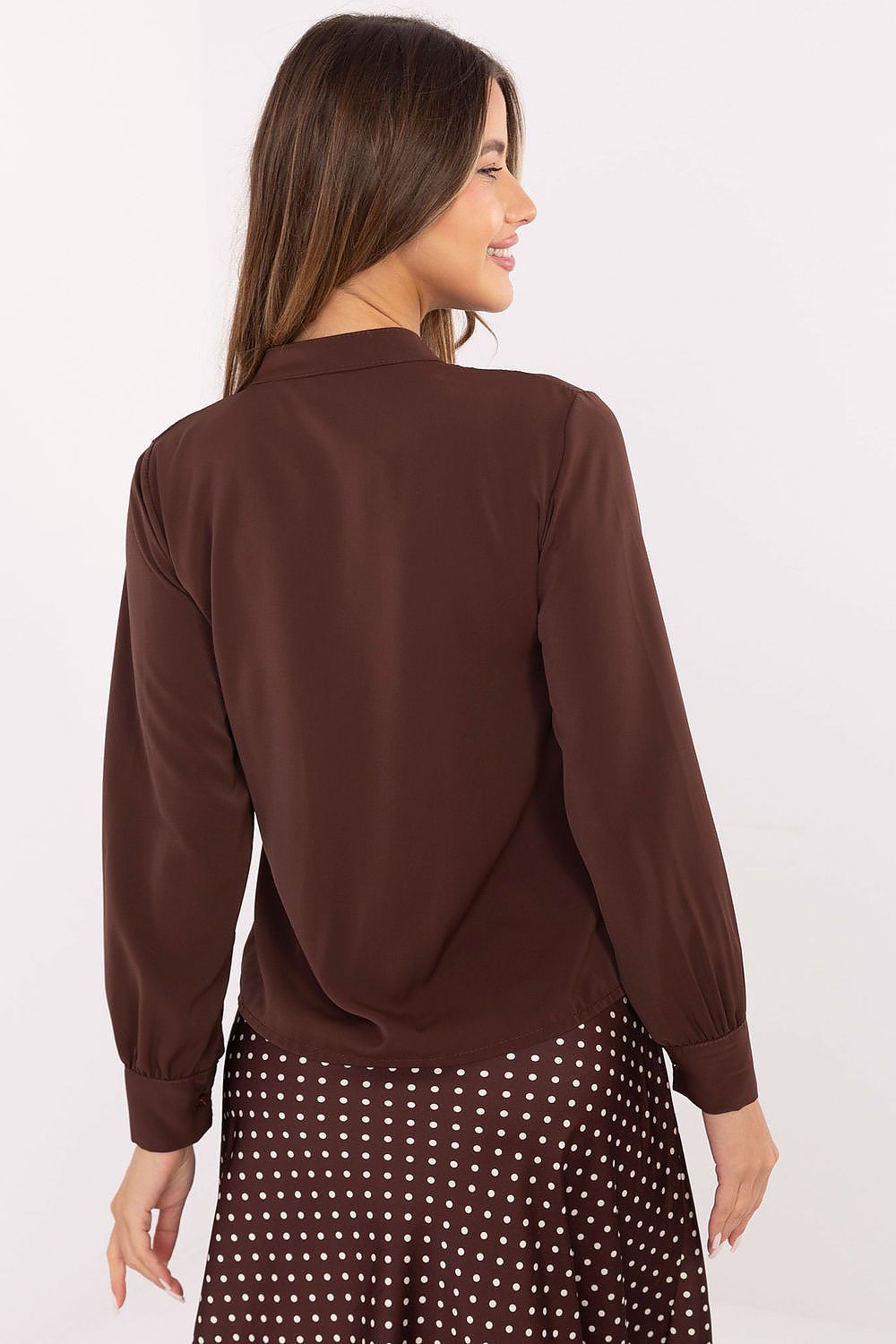 Full view of the sophisticated long sleeve women's shirt with stand-up collar by Italy Moda, ideal for work or special events, exuding elegance with every wear.