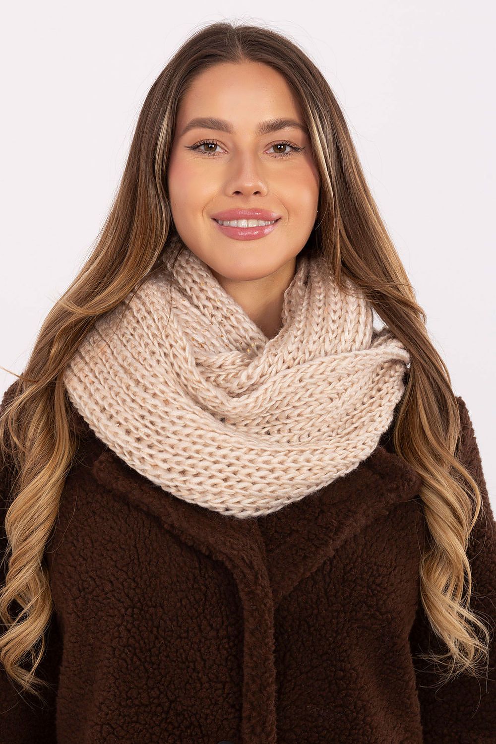 Luxury Infinity Scarf Snood for Men and Women by AT, featuring a chic design in vibrant colours, crafted from high-quality polyester for comfort and warmth. Perfect accessory for colder days.