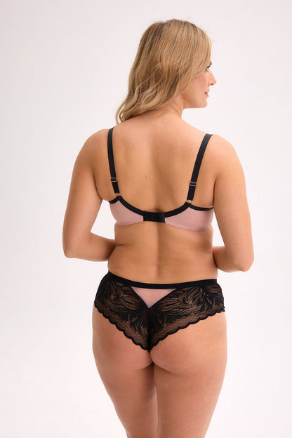 Chic Gaia underwear featuring a stylish lace design and flat elastic band for a perfect fit, available in sizes S to XXL.