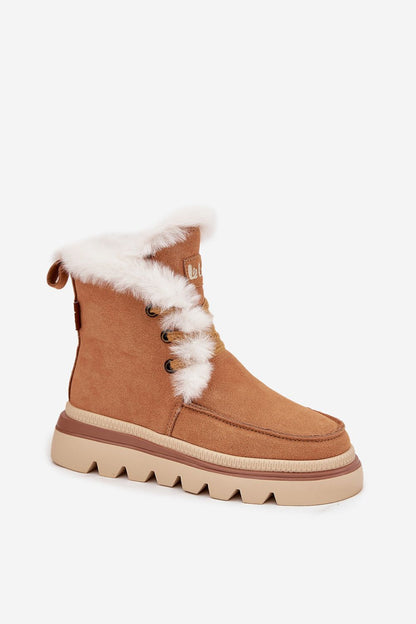 Stylish Lee Cooper women's snow boots showcasing elegant suede design, warm fur interior, and practical zippers for easy wear in chilly weather.