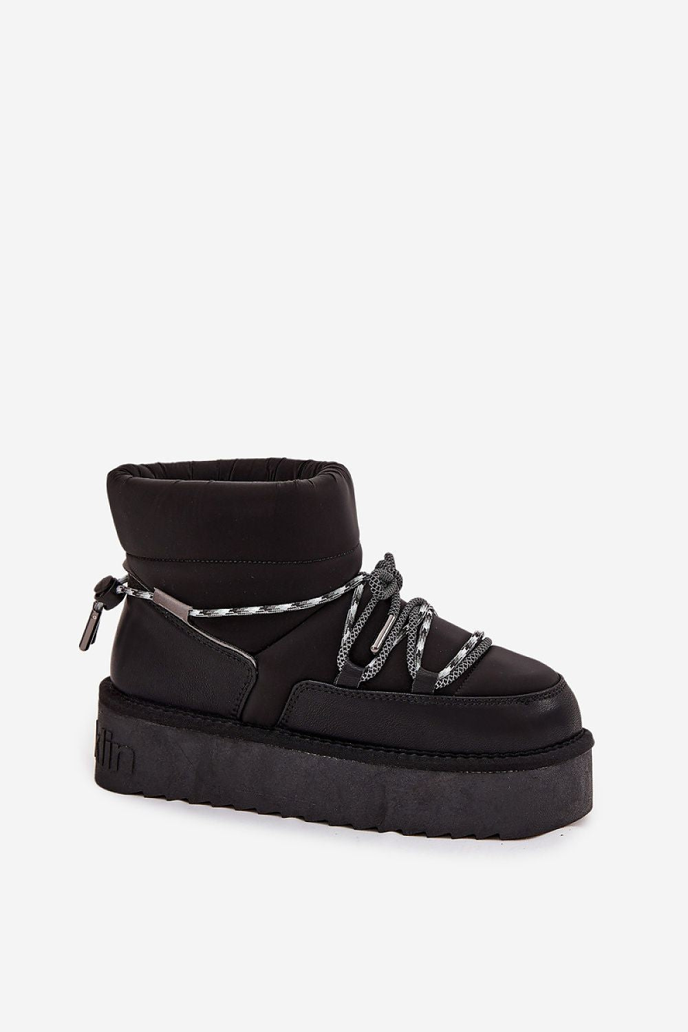 D.Franklin Women's stylish waterproof snow boots featuring fur lining, perfect for winter elegance and functionality, presented by Step in Style.