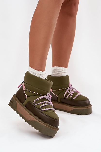 D.Franklin Women's snow boots with rubber sole for superior grip, delivering fashion and comfort in winter conditions by Step in Style.