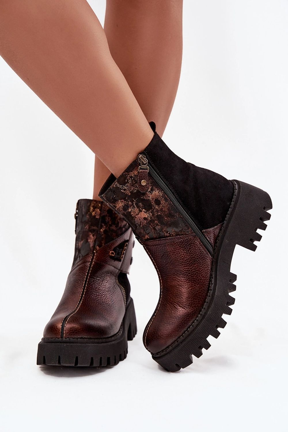Beautifully detailed Maciejka Women's Ankle Boots in natural leather, designed by Step in style, exuding sophistication and unparalleled comfort.