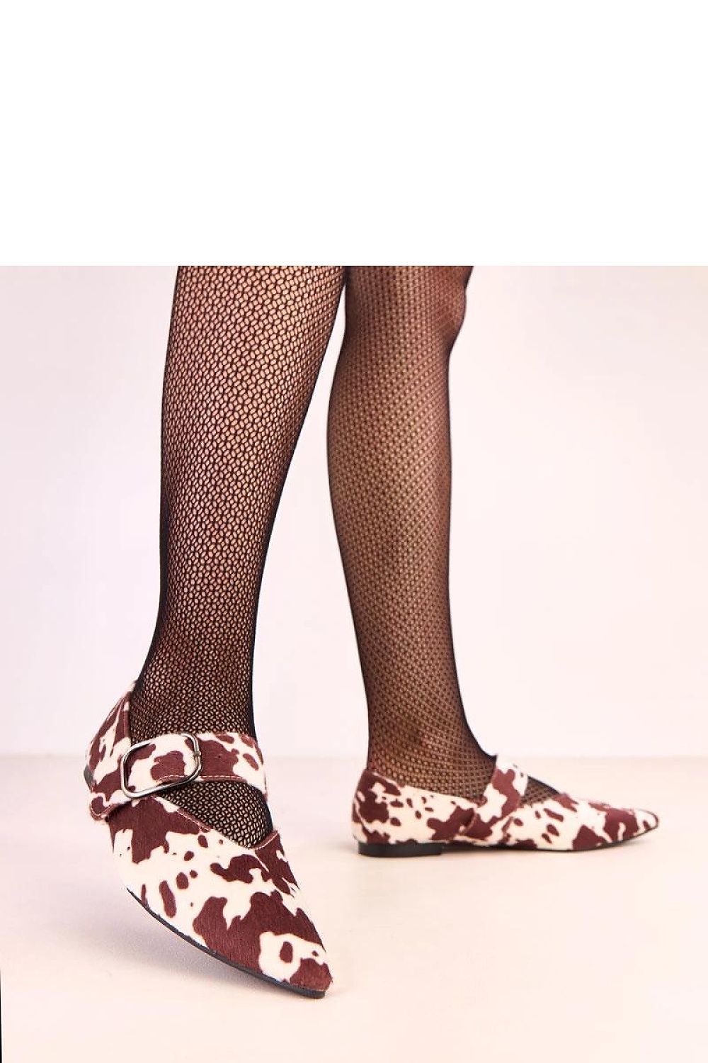 Stylish Solea Ballerina Flats, complemented by a large buckle, expertly crafted for elegant, eco-conscious women.