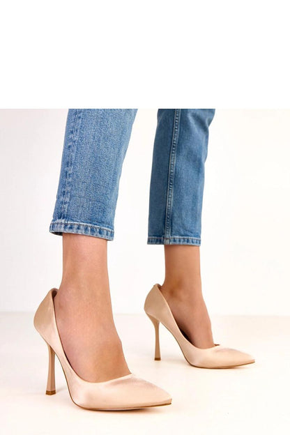 Solea high heels in various sizes, emphasizing the comfort and elegance they bring for special events.