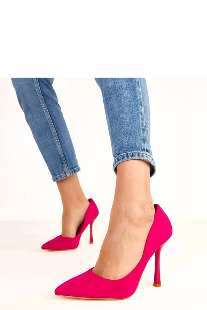 Elegant Solea stiletto heels featuring a sleek pointed toe and 11cm heel, ideal for enhancing any sophisticated outfit.