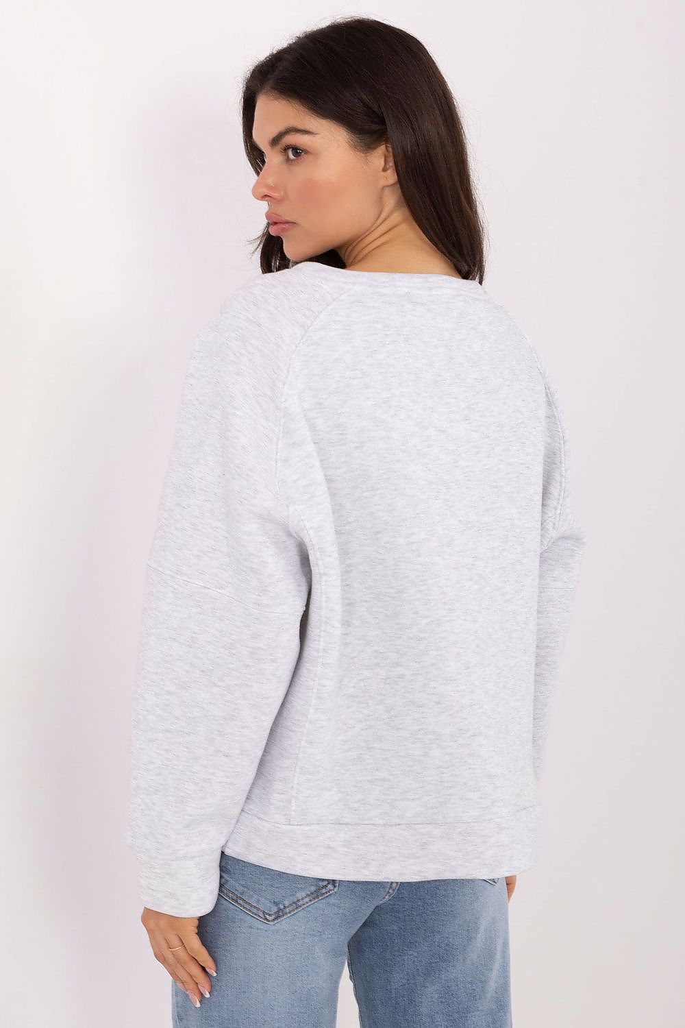 Elegant women's oversized sweatshirt from Factory Price, crafted from a comfortable cotton blend, designed for effortless layering and casual sophistication.