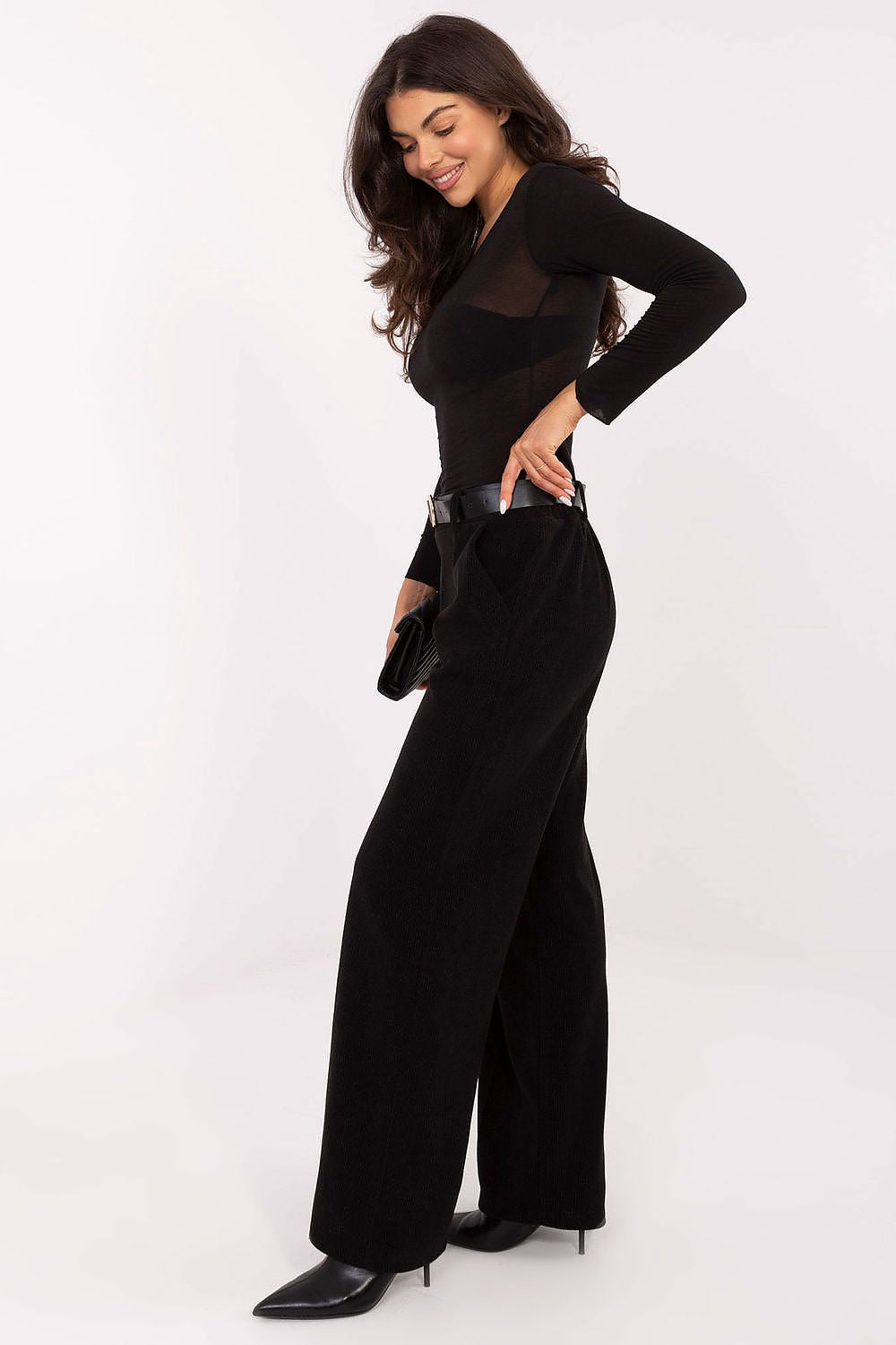 Detail view of the high waistband and side pockets of Women's Wide Leg Corduroy Trousers by Italy Moda, epitomizing chic elegance and functionality.