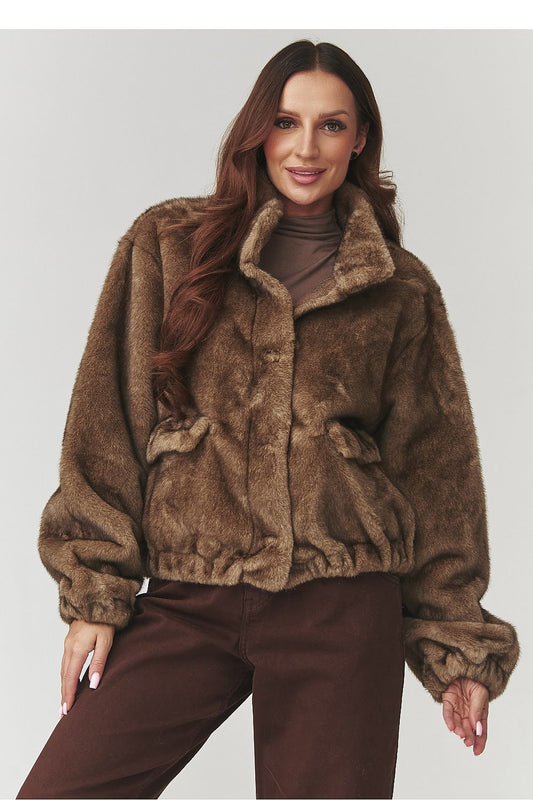 Makadamia Women's Eco Fur Jacket in elegant beige, showcasing a classic cut and soft texture, perfect for luxury autumn-winter styling.