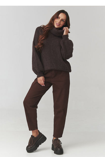 Elegant Makadamia women's sweater showcasing the relaxed silhouette and wide sleeves, ideal for a sophisticated attire.