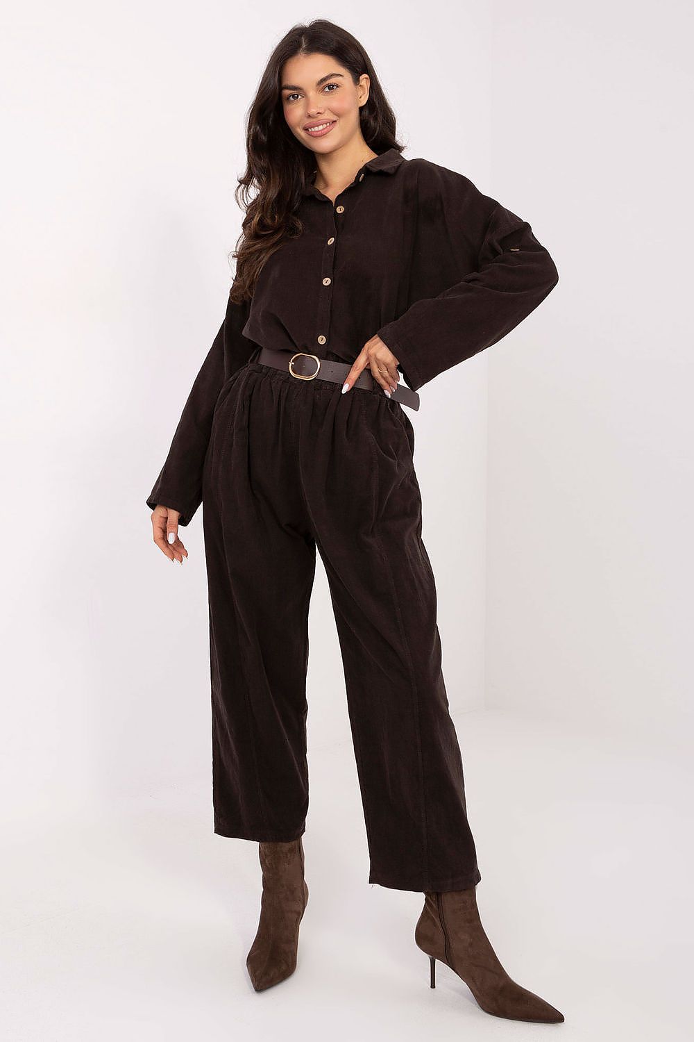 Luxury women’s loose fit trousers with high waist and pockets by Italy Moda, crafted from soft polyester for ultimate comfort.