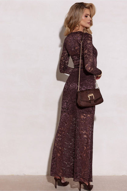 Roco Fashion's Elegant Lace Long Skirt elegantly drapes, demonstrating its impeccable fit and tailored craftsmanship.