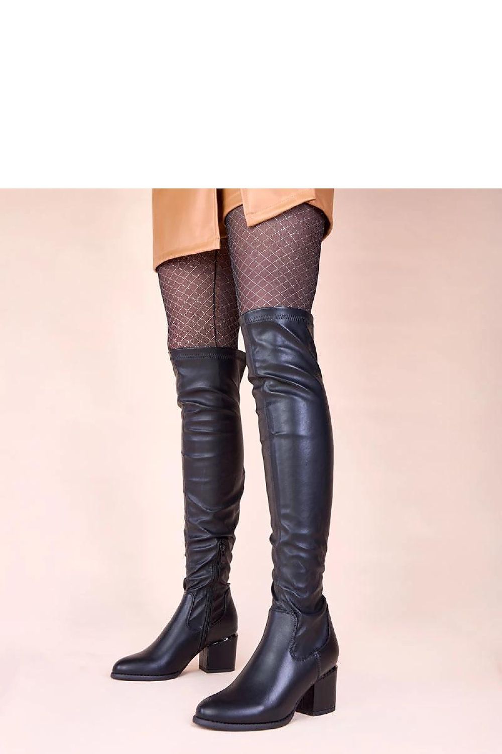 Elegant black over-the-knee boots Onka by Gemre featuring a stylish 7cm block heel, crafted for comfort and sophistication.
