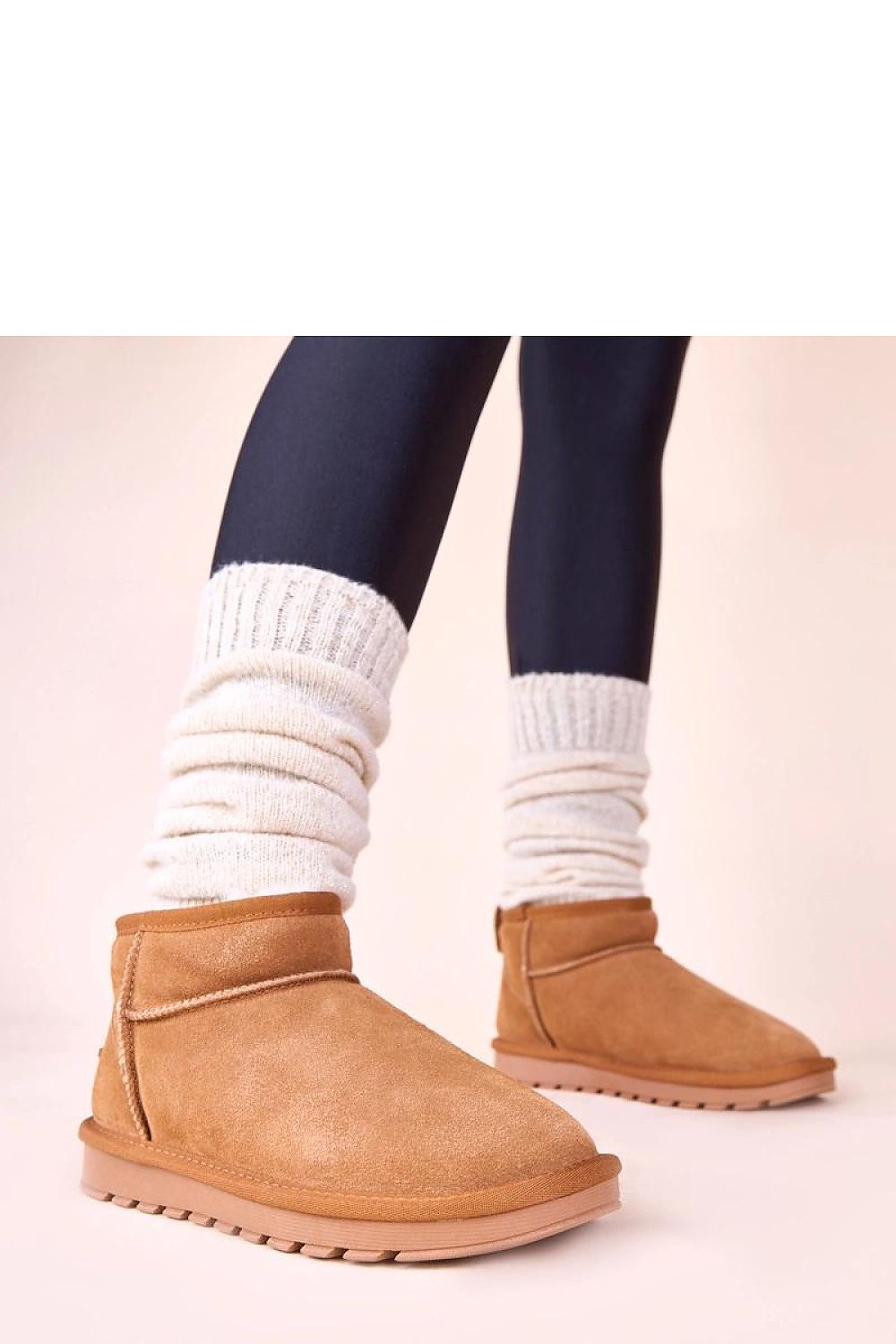 Gemre Matilda Women's Snow Boots with anti-slip sole, perfect for winter walks, crafted from high-quality suede leather by Solea.