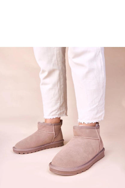 Stylish Gemre Matilda Women's Brown Snow Boots displayed elegantly, combining fashion and function with fur lining for winter comfort.