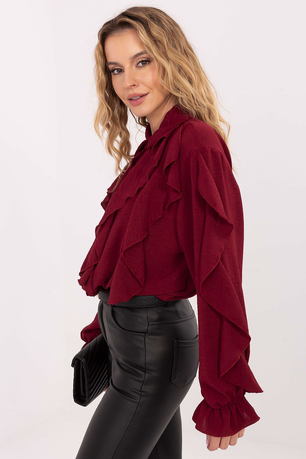 Luxurious long sleeve viscose shirt with ruffles and jabot by Italy Moda, size EU 0, perfect for elegant office styling.