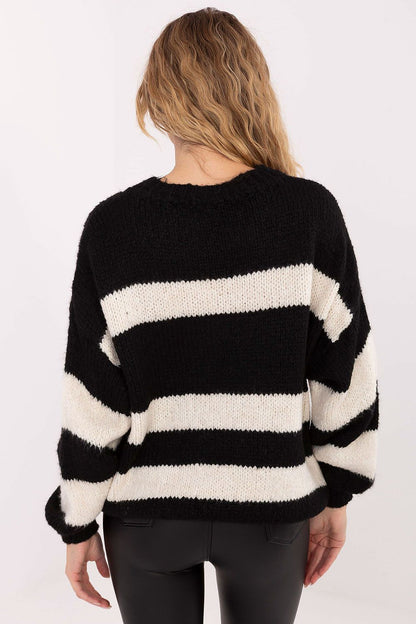 Italy Moda luxurious oversized women's sweater in a stylish striped pattern, featuring a round neckline and long sleeves, perfect for casual elegance in EU size 0.