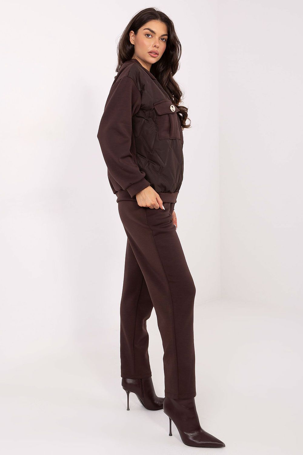 Italy Moda stylish women's hoodie tracksuit set featuring a soft, high-quality viscose blend with a modern design and decorative quilting.