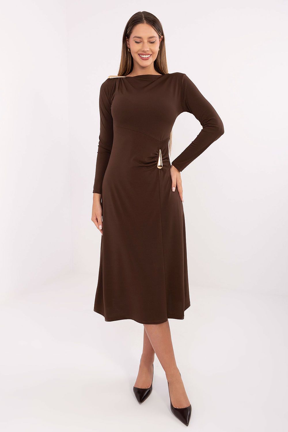 The classic pattern design of the Elegant Midi Dress by Italy Moda, highlighting its timeless beauty and versatile elegance suitable for any occasion.