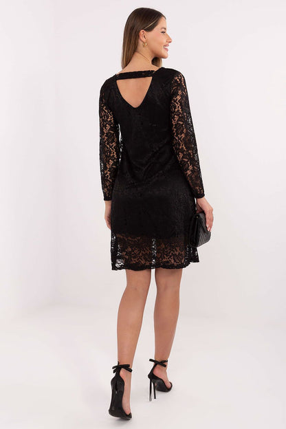 Close-up detail of the exquisite lace design on the Elegant Knee-Length Evening Dress by Italy Moda, showcasing sophisticated craftsmanship.