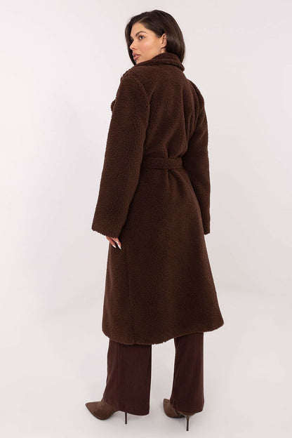 Luxurious shearling fabric of the Elegant Women's Knee-Length Coat from Factory Price showcasing soft texture and comfortable design for everyday elegance.