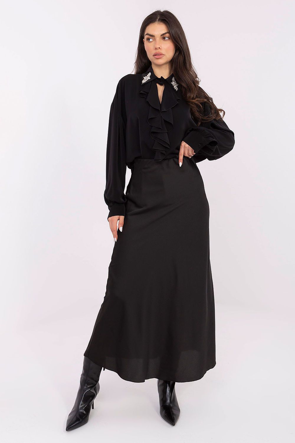 Stylish long-line polyester blouse by Factory Price, featuring a smooth texture and modern long-back design, ideal for year-round elegance.