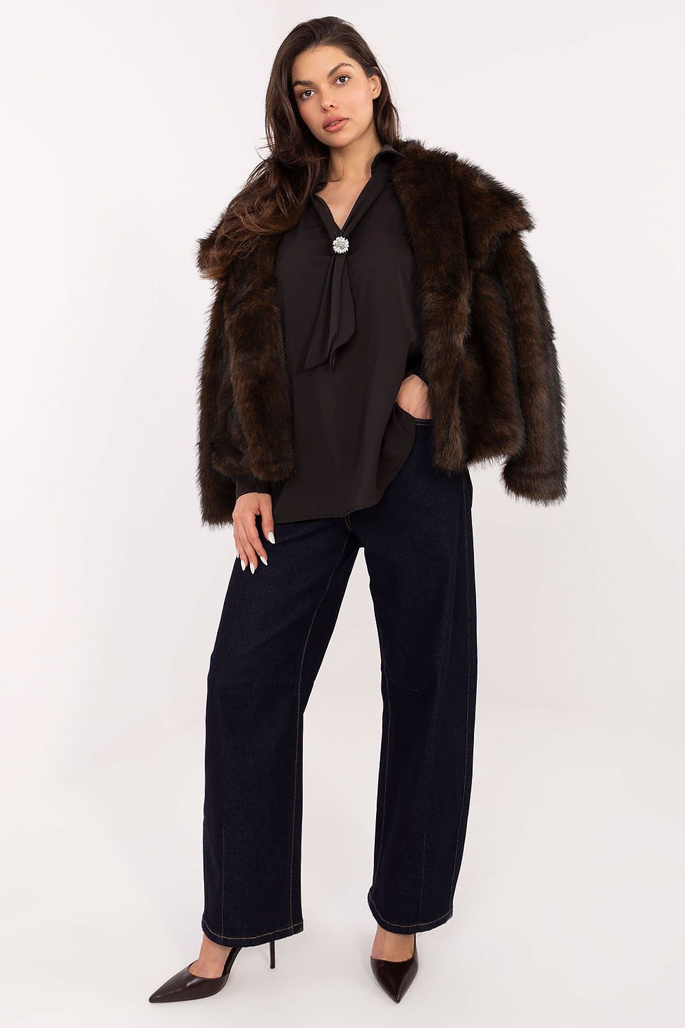 Elegant V-Neck Blouse with Detachable Brooch by Factory Price, featuring trendy puff sleeves and crafted from lightweight polyester for a luxurious feel.