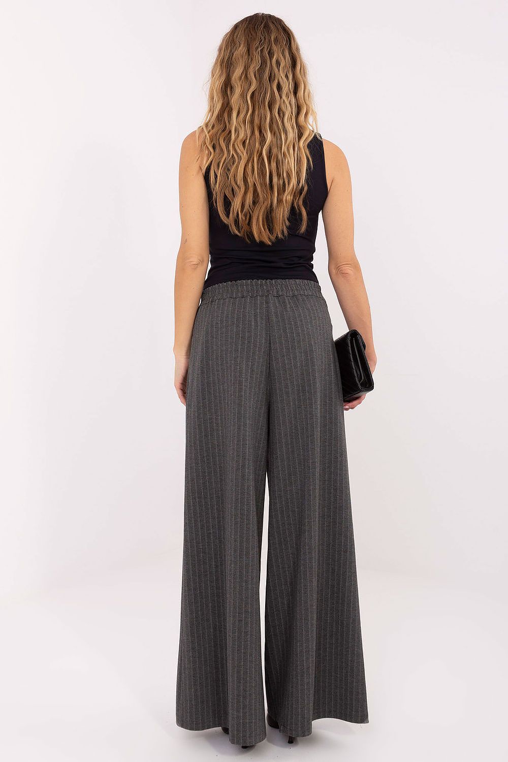 Size chart for Rue Paris Elegant Women's Palazzo Trousers, detailing available sizes S/M and L/XL for a perfect fit.