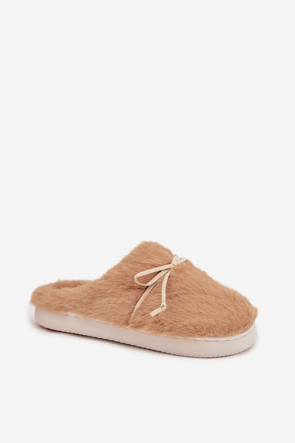 Cozy interior of luxury fur slippers featuring plush lining by Step in style, designed for maximum comfort and warmth.
