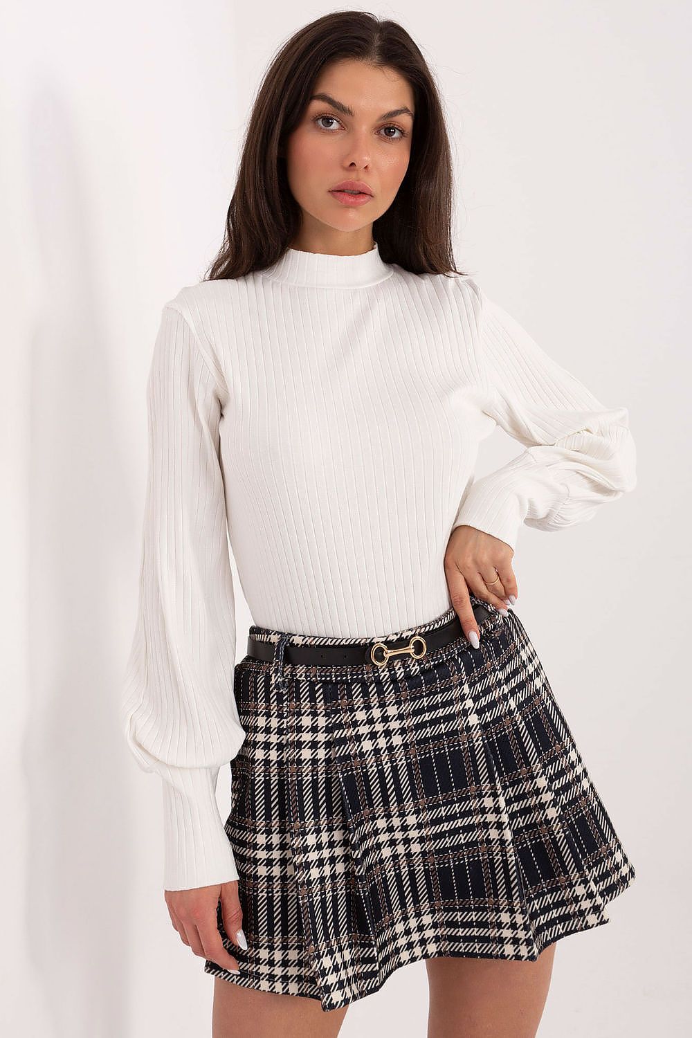 Back view of the Elegant Plaid Skort by Italy Moda, emphasizing the tailored fit and elegant silhouette suited for modern women.