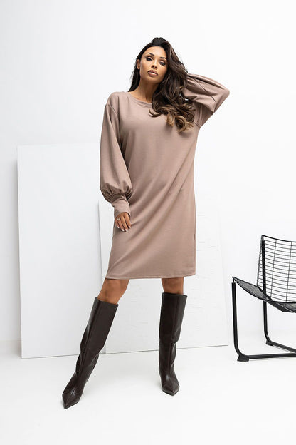 Luxuriously Soft Daydress by Rue Paris in elegant minimalistic design with long puffy sleeves, perfect for sophisticated casual wear.