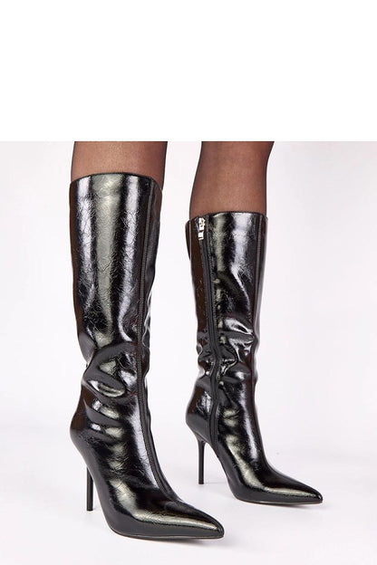 Solea Women’s Polished Patent Leather Boots displayed in various sizes EU 36-41, emphasising the premium quality and superior craftsmanship.