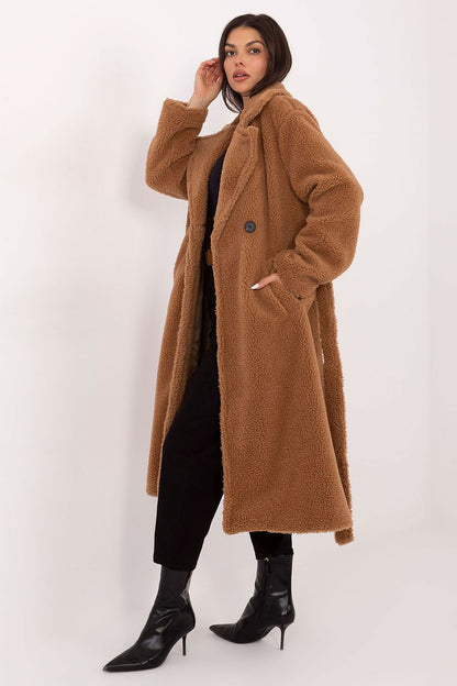 Casual yet elegant design details of the Women's Shearling Coat from Factory Price with functional pockets and flattering silhouette.
