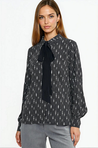 Models wearing Nife's Elegant Long Sleeve Viscose Shirt, demonstrating its stylish fit and elegance suitable for various settings.