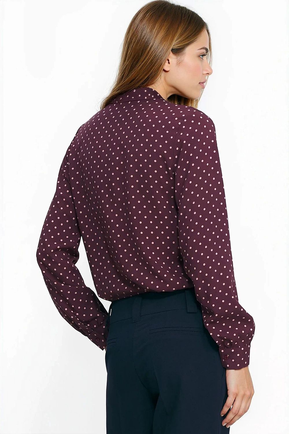Versatile Nife Long Sleeve Polka Dot Shirt in EU sizes 34-42, designed for comfort and style in office or after-work settings.
