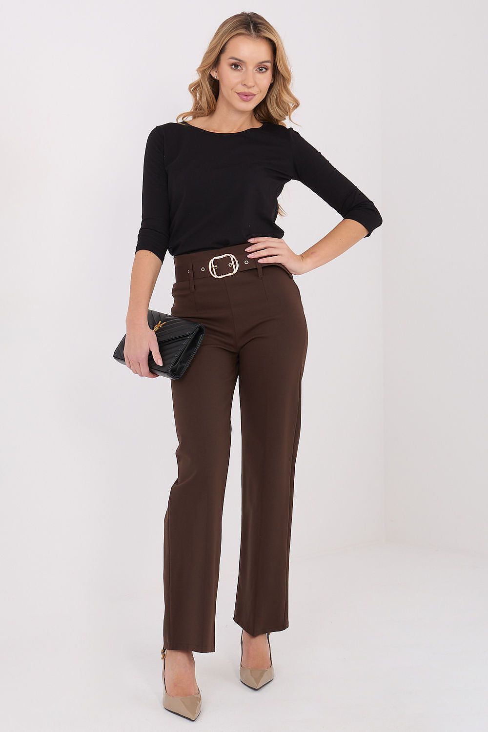 Elegantly tailored women’s trousers from Italy Moda, featuring a high waist and straight leg design, ideal for sophisticated styling.