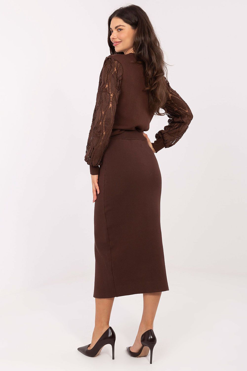 Comfort fit knitted skirt in EU size 0 by Factory Price, featuring a sophisticated silhouette and fashionable front slit.