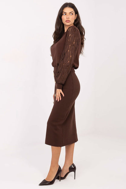 The luxurious viscose-polyester blend midi knit skirt by Factory Price, designed for class and comfort with a timeless silhouette.