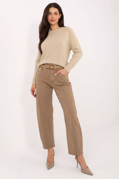 Elegant stylish women's balloon fit jeans by Factory Price, featuring high waist and tapered legs in a chic cotton and spandex blend.